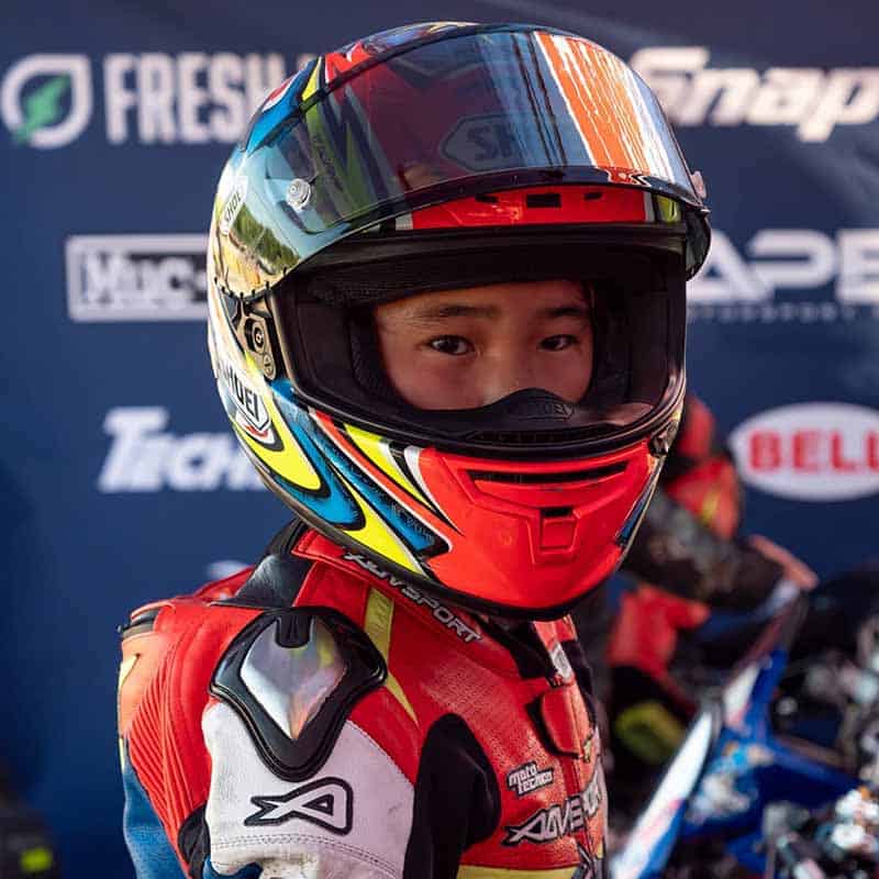Are Lightest Full-Face Motorcycle Helmets Safer For Kids? | Micramoto